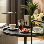 Schuster Boarding House فندق
