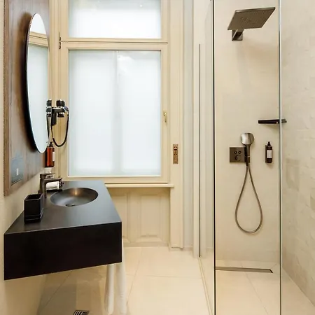 Schuster Boarding House Hotel 3*