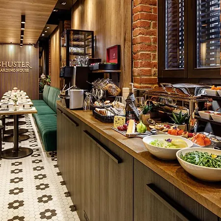 ホテル Schuster Boarding House ブラショフ