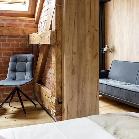 Otel Schuster Boarding House