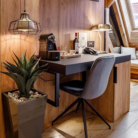 Hotel Schuster Boarding House
