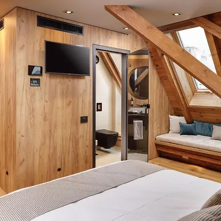 Hotel Schuster Boarding House