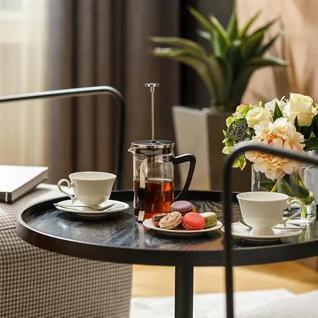 Schuster Boarding House Otel