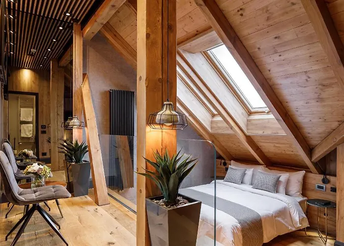 Schuster Boarding House Hotel 3*