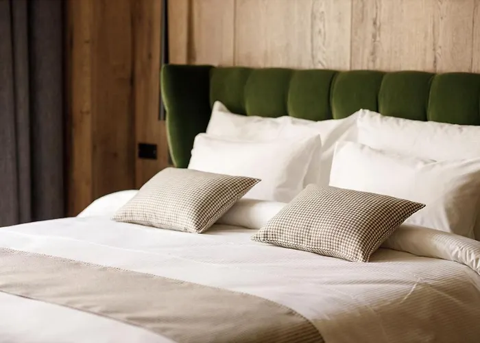 Schuster Boarding House 3*