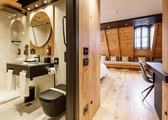 Schuster Boarding House