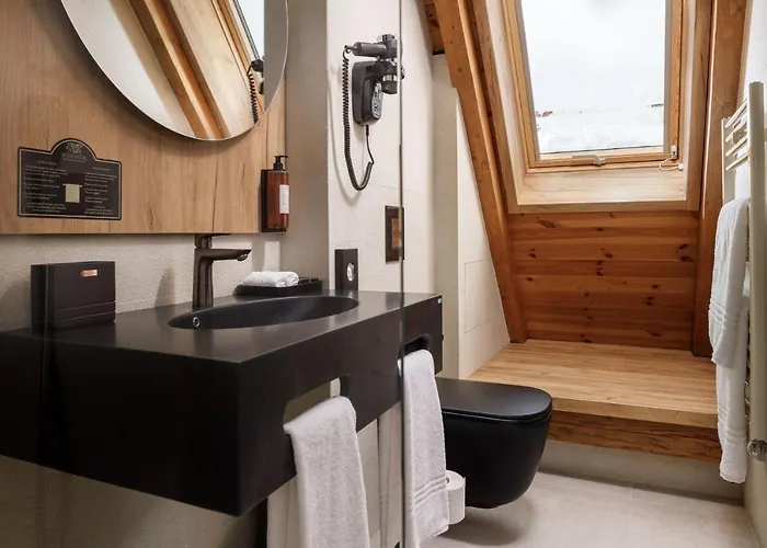 Schuster Boarding House 3*